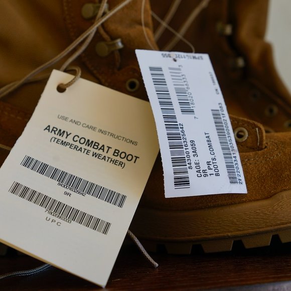 NWT Army Combat Boots Temperature Weather Mens Size 9R (Size 9 Regular) Tan - Picture 8 of 10
